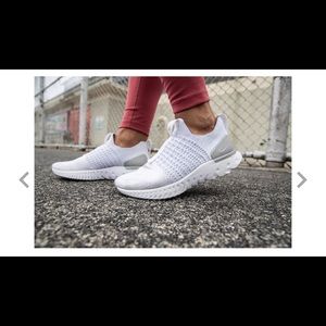 NWB Nike React Phantom